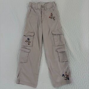 abercrombie kids Beige Cargo Pants with Floral Embroidery 7/8 LONG